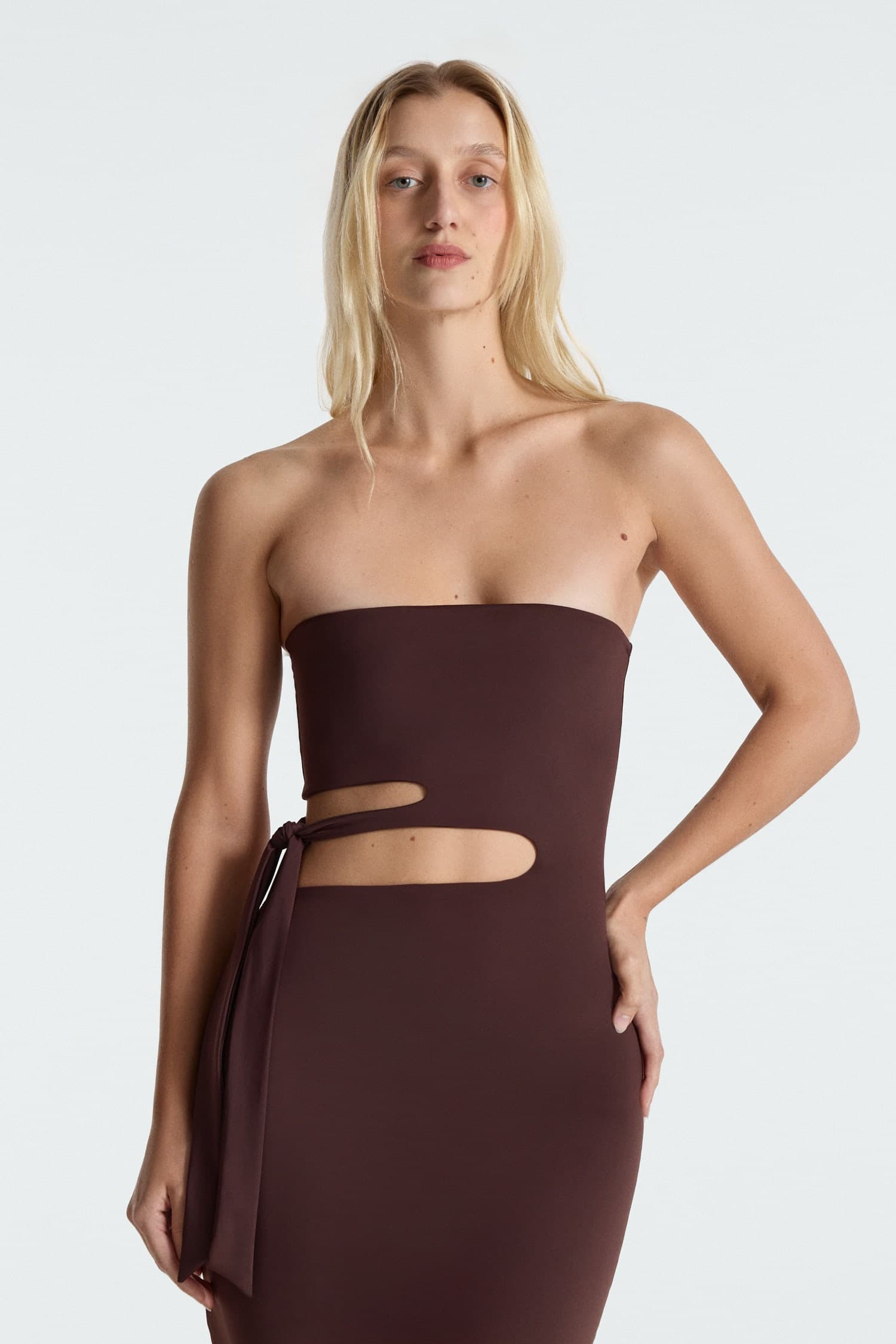 VESTIDO SUTRA